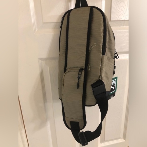 Puma waffle‎ textured olive green & black sling unisex backpack bag new - Picture 2 of 13